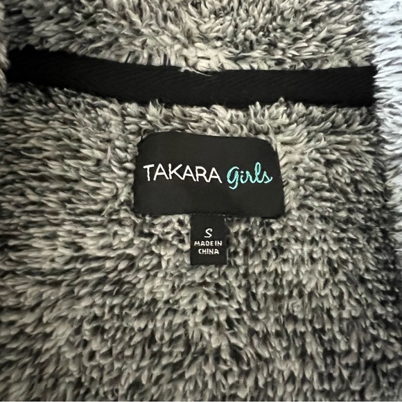 Takara Girls Waterfall Vest - Picture 2 of 5